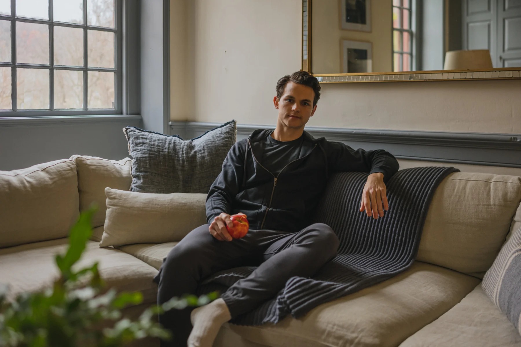 Hướng dẫn phong cách áo Hoodies cho nam - 6