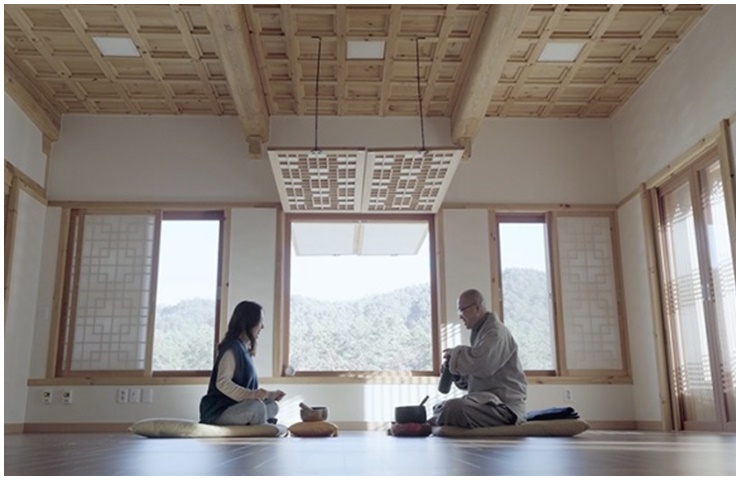 Nhiều người đã tìm cách thoát khỏi sự lệ thuộc vào các thiết bị kỹ thuật số, mạng xã hội.