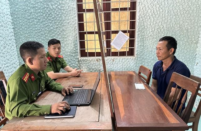 Ông Trương Đình Nhạt tại cơ quan Công an. Ảnh: CACC