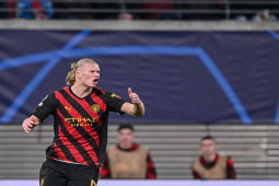 Bóng đá - Haaland nổi cáu trên sân: "Sát thủ kiếm cùn”, hay nạn nhân của chiến thuật?