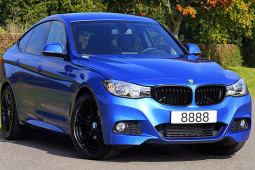 Thị trường - Tiêu dùng - Khi người giàu tiêu tiền: Chi gần 80 tỷ chỉ để mua một chữ cái