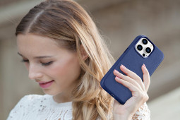 Thời trang Hi-tech - Cổ phiếu của Apple "hot" cỡ nào?