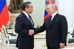 Tổng thống Nga Putin gặp nhà ngoại giao hàng đầu Trung Quốc
