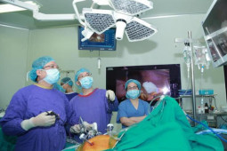 Từ 1-3, Bệnh viện Việt Đức hạn chế mổ phiên vì sắp cạn vật tư, hoá chất