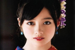 Làm đẹp - Những dưỡng chất cần thiết giúp đánh bại quầng mắt