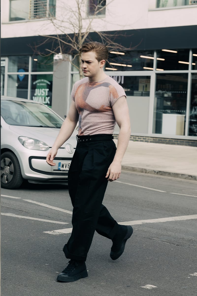 Phong cách đường phố sắc màu tại Tuần lễ thời trang London FW23 - 2