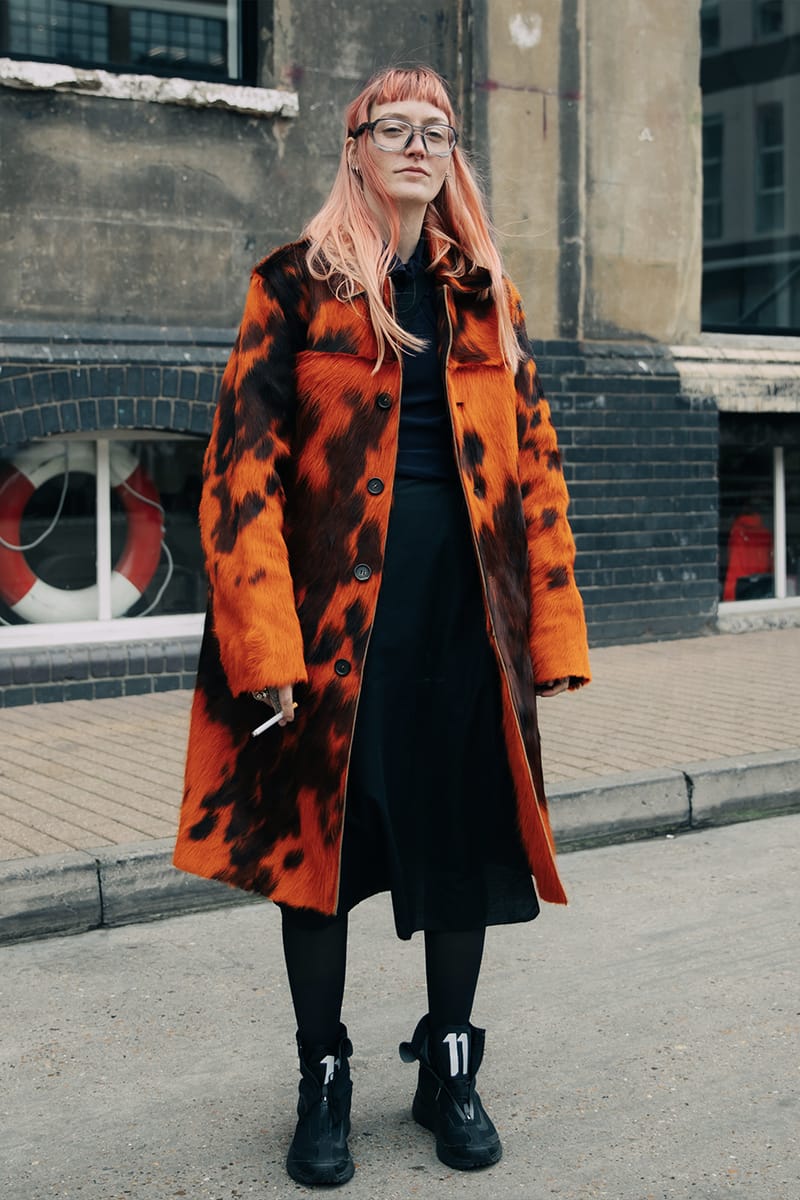 Phong cách đường phố sắc màu tại Tuần lễ thời trang London FW23 - 16