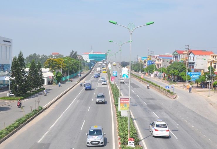 Đây là thành phố thuộc tỉnh ở Việt Nam và hiện là nơi sản xuất hàng triệu xe máy mỗi năm. 
