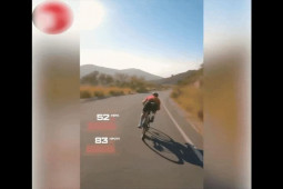 Clip: Thót tim với màn đổ đèo của xe đạp với tốc độ 90km/h