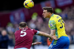 Bóng đá - Tường thuật bóng đá West Ham - Nottingham Forest: Suýt có bàn danh dự (Ngoại hạng Anh) (Hết giờ)