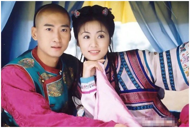 Châu Kiệt đã hóa thân thành chàng Nhĩ Khang chung tình trong phim "Hoàn Châu Cách Cách".