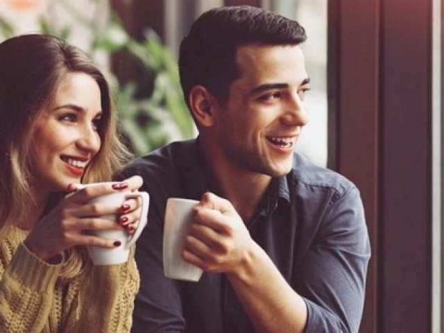 Bạn trẻ - Cuộc sống - Trúng 'tiếng sét' ái tình, nửa năm lẽo đẽo theo tán mà không được, soái ca chết lặng biết lý do