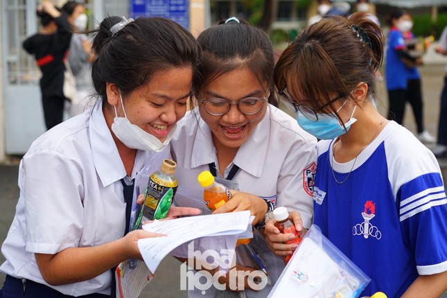 Đã có 3 tỉnh thành trên cả nước chuyển qua hình thức xét tuyển điểm học bạ. Ảnh: Lê Duy