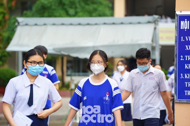 Phương án tuyển sinh lớp 10: Thi tuyển sinh chiếm đa số, tỉnh thành nào chỉ cần xét tuyển? - 2