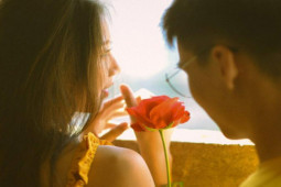 Bạn trẻ - Cuộc sống - Mạng xã hội khiến nhiều người dễ ngoại tình, thậm chí nghiện ngoại tình