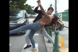 Clip hài hước - Anh chàng làm "anh hùng cứu mỹ nhân" và cái kết khó đỡ