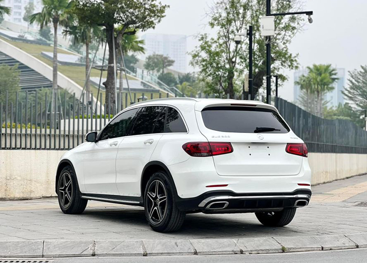 Đại lý giảm giá Mercedes-Benz GLC, cao nhất lên đến 180 triệu đồng - 4