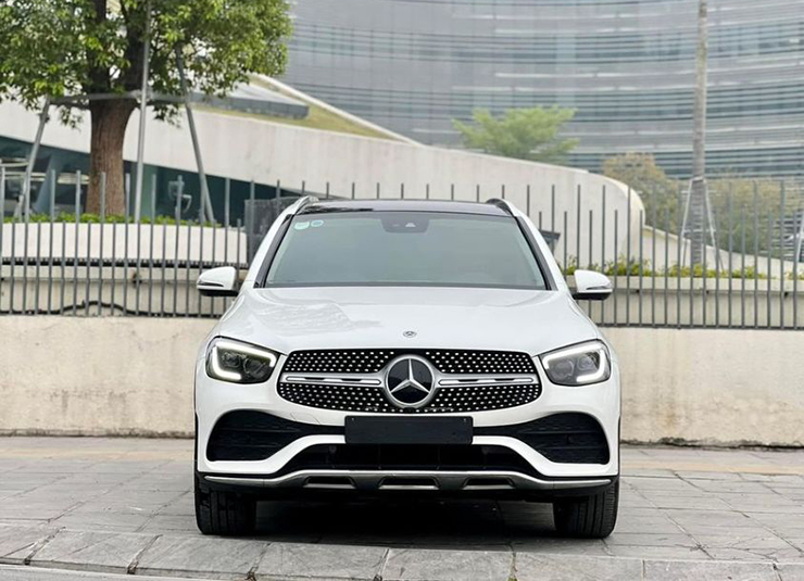 Đại lý giảm giá Mercedes-Benz GLC, cao nhất lên đến 180 triệu đồng - 2