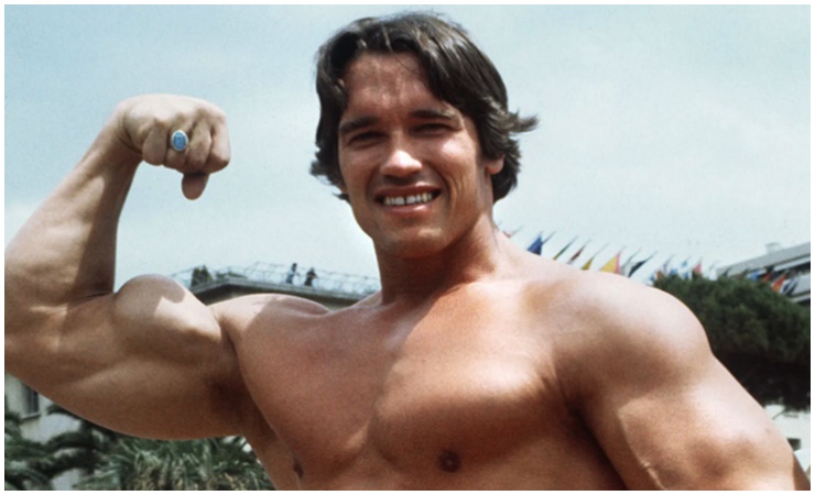Arnold Schwarzenegger sinh năm 1947 tại Áo và ban đầu ông đi theo con đường thể hình chuyên nghiệp.

