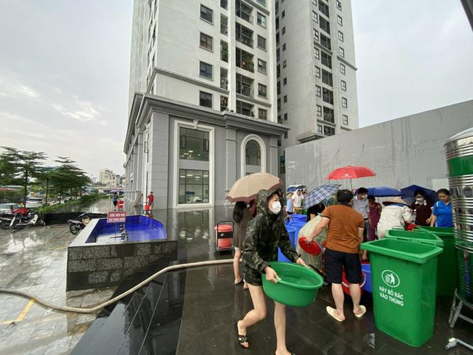 Giá nước sạch ở Hà Nội sắp tăng sau gần 10 năm bình ổn - 1