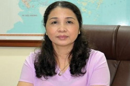 Tin tức trong ngày - Cựu trưởng phòng của Sở GD&ĐT Quảng Ninh hai lần nhờ con gái đi nhận 'hoa hồng'