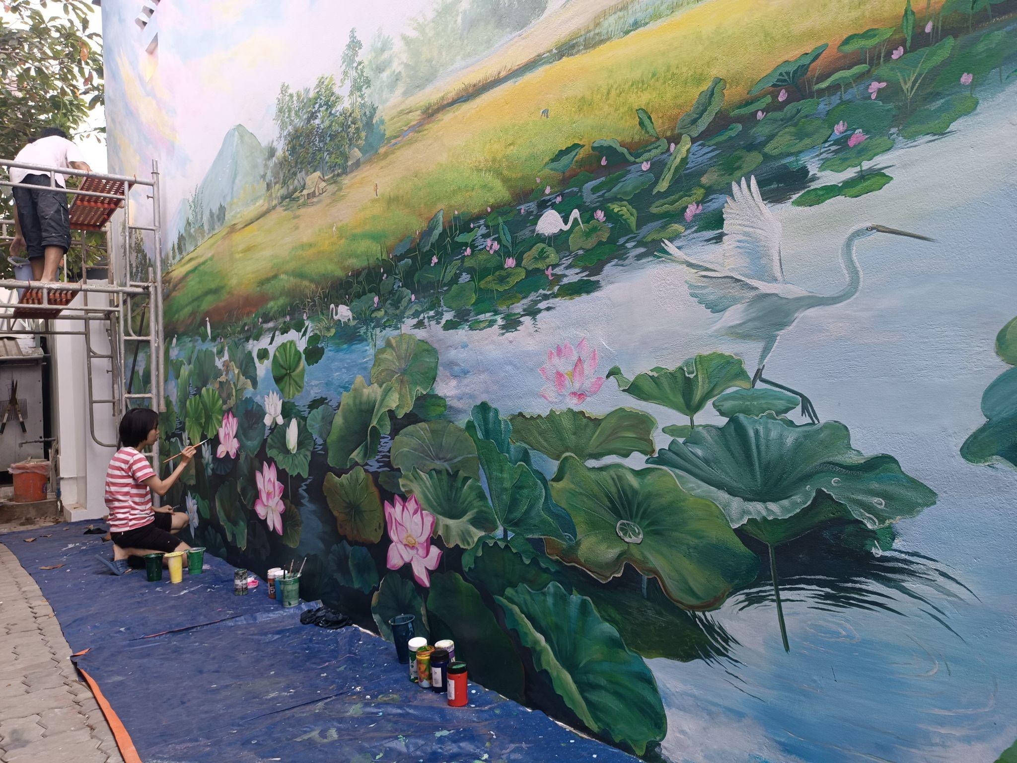 Bức tranh tường hoa sen được vẽ ở Vĩnh Long thực hiện bởi hoạ sĩ Cao Nhung: 0989 149 805