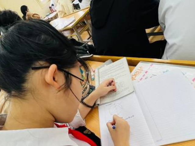 Giáo dục - du học - Đặt nguyện vọng lớp 10 Hà Nội, học sinh "cân não" tránh trượt