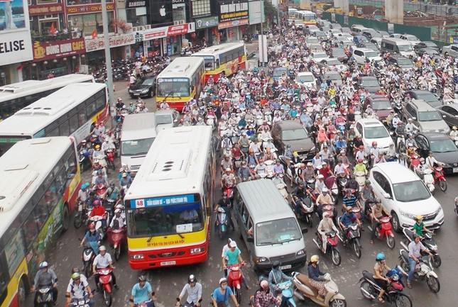 Bao nhiêu tuyến buýt tại Hà Nội sẽ phải dừng hoạt động? - 1