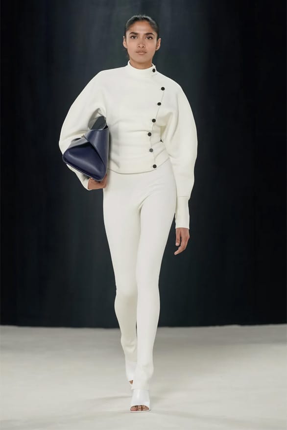 Mê đắm với phục trang sang trọng của Ferragamo tại Tuần lễ thời trang Milan - 17