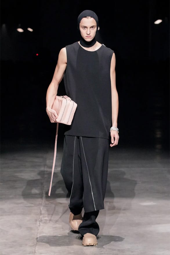 Tối giản đầy "chất nghệ" trong bộ sưu tập Jil Sander Xuân Hè 2023 - 6