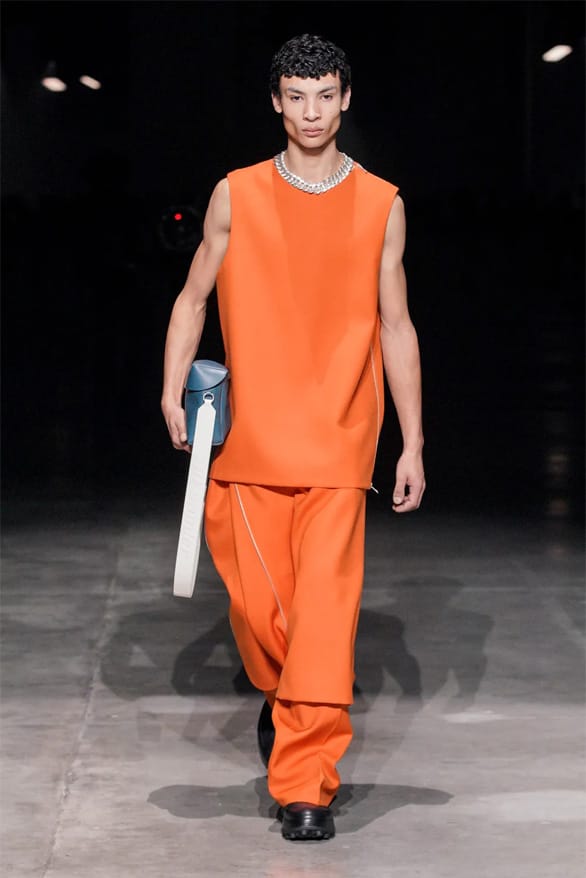 Tối giản đầy "chất nghệ" trong bộ sưu tập Jil Sander Xuân Hè 2023 - 4