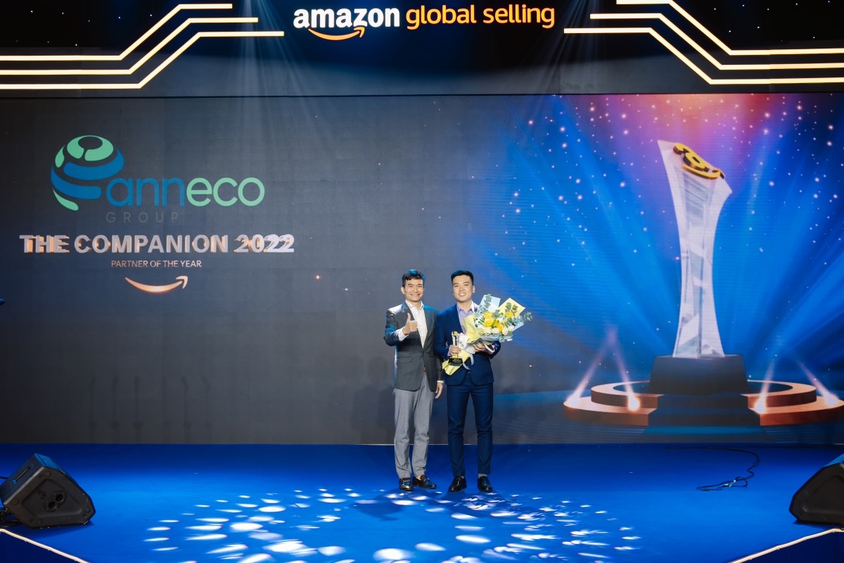 CEO &amp; Founder Anneco Phạm Xuân Tùng nhận giải thưởng The Companion 2022 Partner Of The Year ngày 7/12/2022