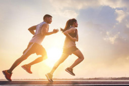 Đàn ông - 5 điều bạn cần nhớ trước khi bước vào cuộc đua chạy bộ đầu tiên