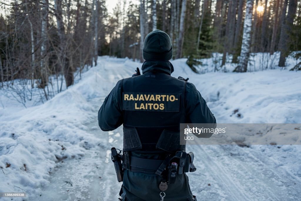 Lực lượng biên phòng Phần Lan làm nhiệm vụ ở khu vực biên giới với Nga. Ảnh: Getty