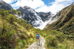 Du lịch - 7 điểm đến hấp dẫn trên thế giới, dễ khiến các phượt thủ say lòng