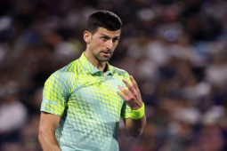Djokovic ”thấp thỏm” ngôi số 1 tennis, đua đến cùng với dàn SAO trẻ
