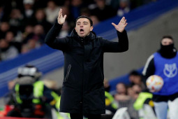 Bóng đá - Barcelona hạ Real Madrid: Xavi lo bị "lật kèo", không hài lòng điều gì?