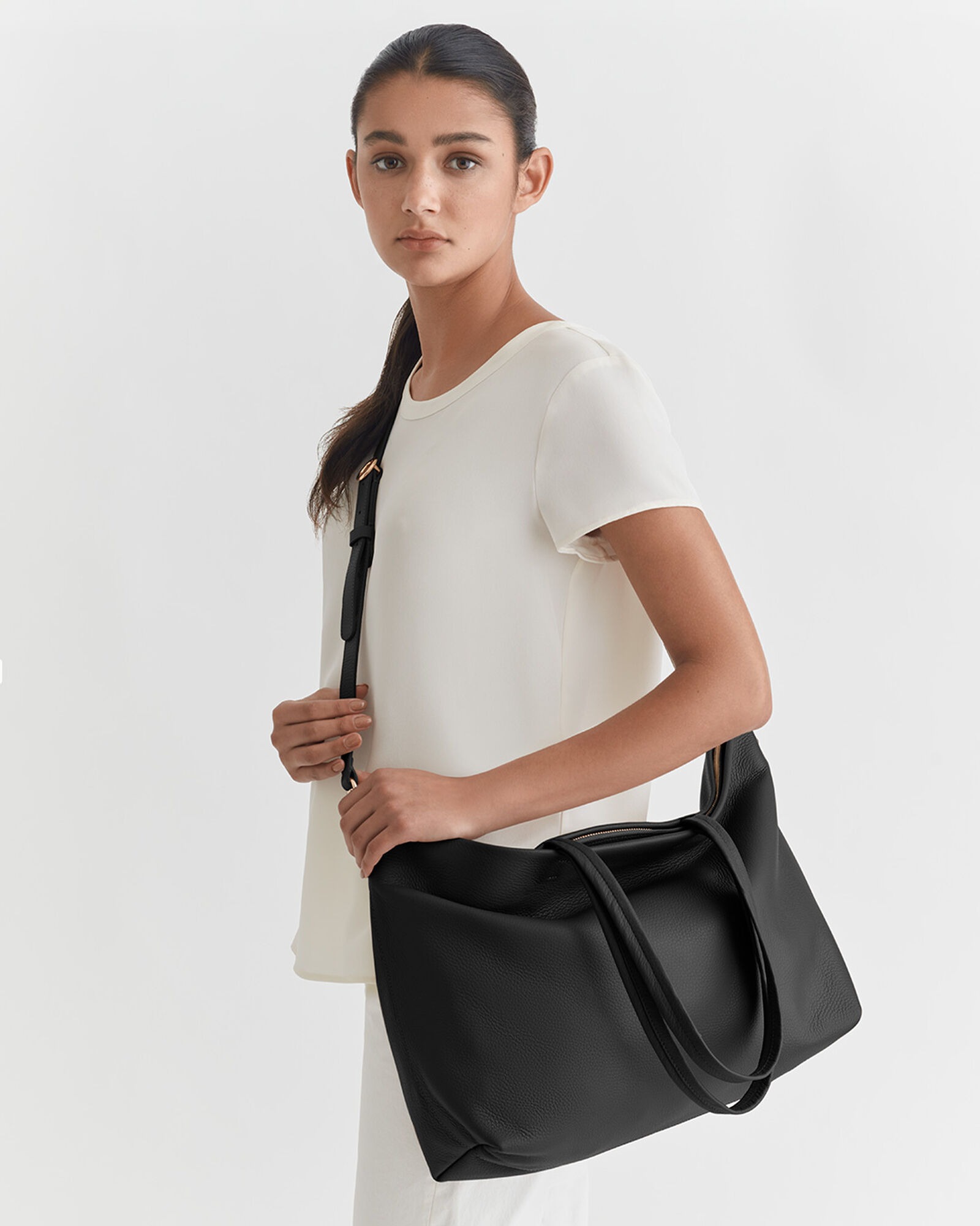 6 xu hướng túi xách mùa xuân bạn cần biết cho năm 2023 - 1