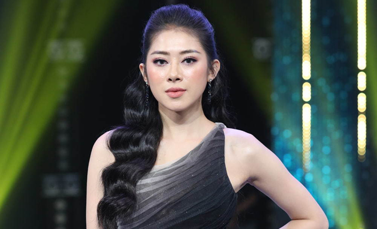 Nguyễn Mai Sương sinh năm 1992 là người đẹp quê gốc Quảng Bình, tham gia chương trình hẹn hò 'Người ấy là ai' mùa 2.

