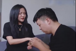 Clip hài hước - Cô vợ nhõng nhẽo nghĩ đủ mọi cách để không phải làm việc nhà
