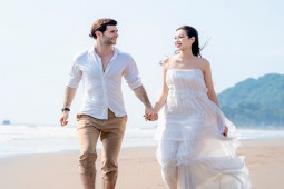 Đời sống Showbiz - Thực hư ảnh cưới của "Hoa hậu cấy lúa" Đỗ Thị Hà và tài tử "Đừng nói lời yêu"