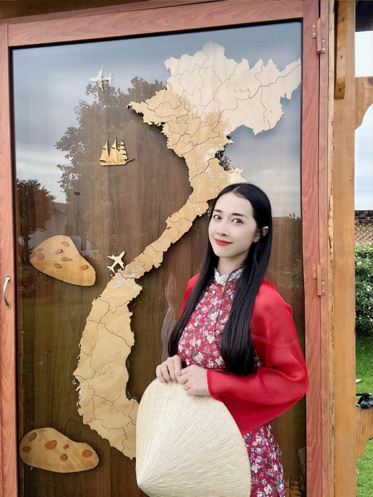 Em gái Nhã Phương xinh đẹp, giàu có không kém người chị nổi tiếng - 3