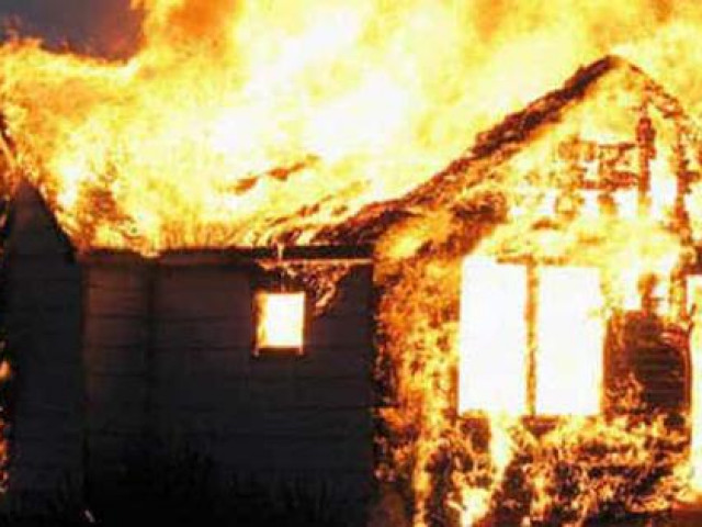 Pháp luật - Căn nhà cháy trong đêm và hung thủ không ai ngờ tới (P1): Vật chứng bí ẩn dưới đống tro tàn