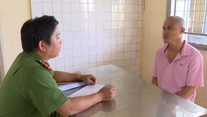 Cơ quan điều tra lấy lời khai Trần Văn Tú
