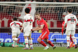Bóng đá - Video bóng đá Stuttgart - Bayern Munich: Tuyệt phẩm sút xa, dằn mặt PSG (Bundesliga)