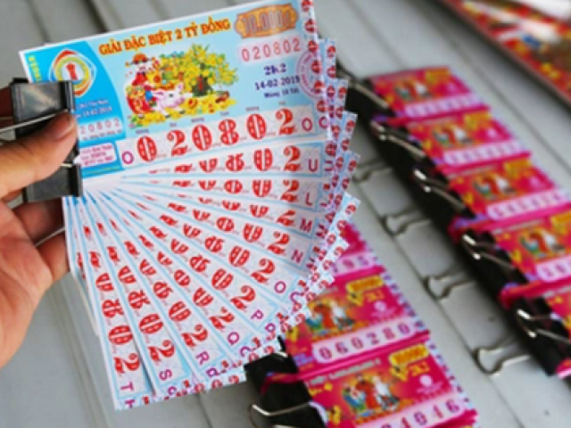 Tin tức trong ngày - Gay cấn vụ đòi tiền trúng số giải đặc biệt ở 'phút thứ 90'