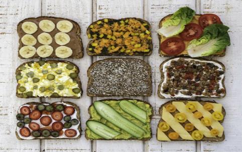 Khuyến khích bạn đọc sử dụng bánh mì đen dành riêng cho người ăn healthy.