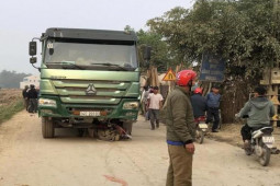 Tin tức trong ngày - Vụ xe "hổ vồ" tông chết 3 mẹ con: Tạm giữ hình sự tài xế