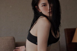 Công nghệ thông tin - TikToker Lê Bống lại tung ảnh khoe dáng thu hút vạn like