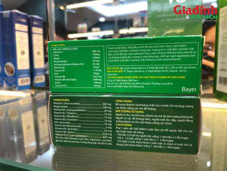 Ngoài ra, một số thông tin ghi trên nhãn hai sản phẩm thật - giả cũng không giống nhau.